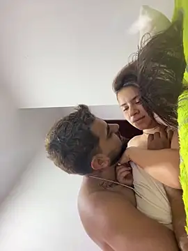 Chat XXX ao vivo de Jouemandannie