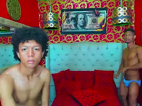 PEINBOYS 网络视讯表演