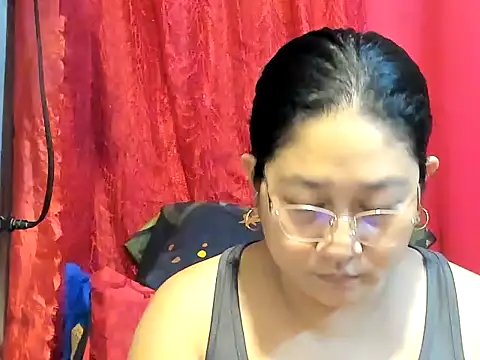 CHUBBY_ANGEL09's Live XXX Chat