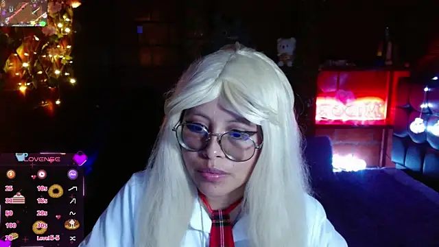 MidoriQuiinn's Live XXX Chat