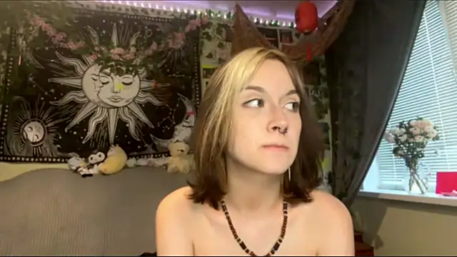 YourFavoriteAltgirl's Webcam Show