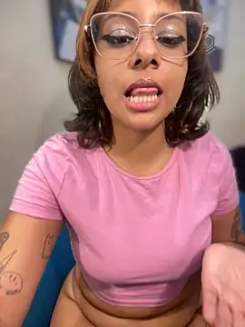 Czat XXX na żywo – LeylaKnox