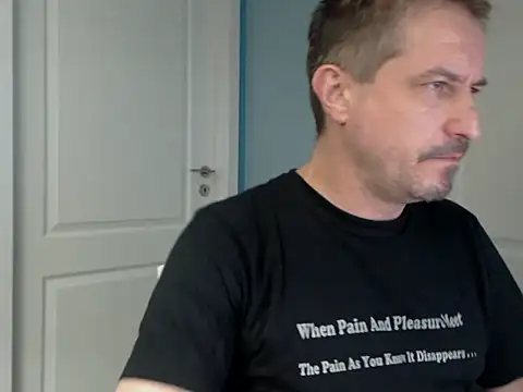 MisterFaithRO Adlı Modelin Web Kamerası Şovu