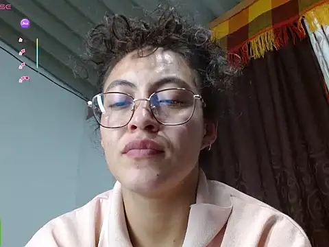 Amitlu_のライブXXXチャット