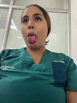 Онлайн чат XXX Noa_Harper-