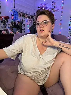 CurvesNChaos – Naživo XXX chat