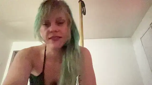 flower_cunt's Webcam Show