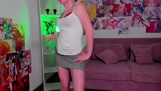 ElaraVoltage Chat XXX live