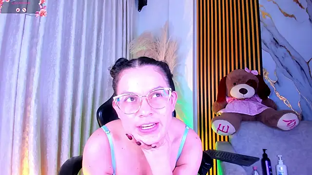 alejagarcia_'s Live XXX Chat
