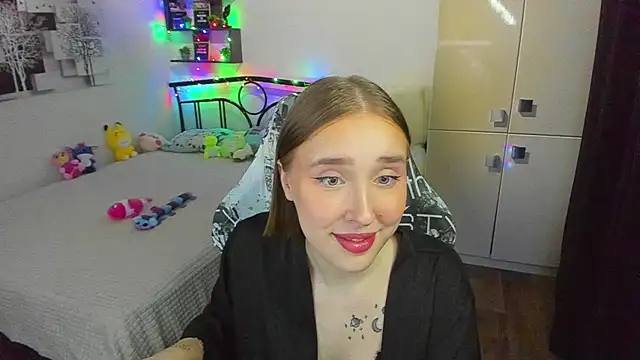 CrazyBitchInLace's Live XXX Chat