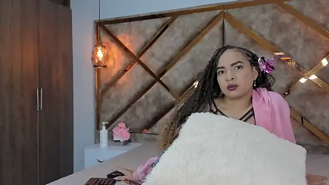 Chat +18 de Lucia_jane ao vivo