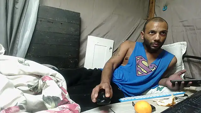 Chat +18 de Camodick ao vivo