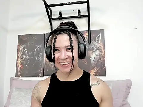Chat +18 de AngelMartinss ao vivo