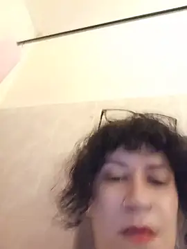 XXX chat uživo modela callmelouve