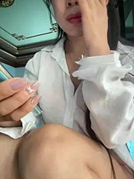Mayly_lucky2's Live XXX Chat