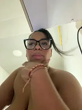 XXX chat uživo modela NV-Nikoll