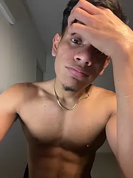 bbchocolate27 webkamerás műsora