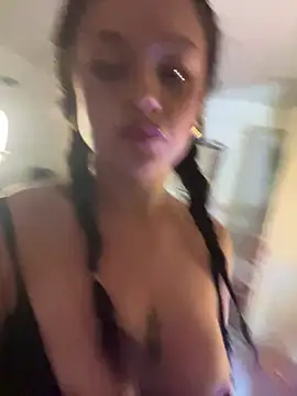 mariaxlovee's Webcam Show