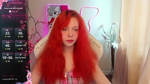 InfernoKitten Chat XXX live