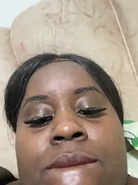 Chat +18 de SharikBrowns ao vivo