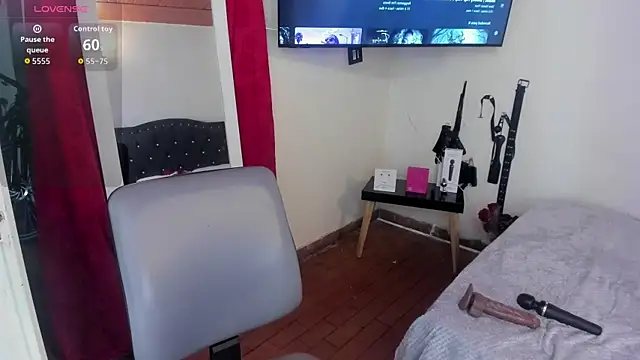 Sofi_F_w's Live XXX Chat