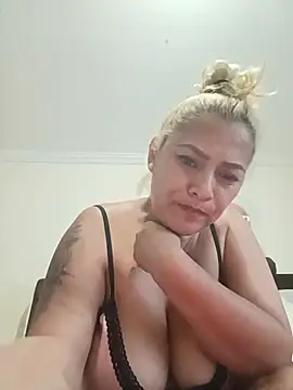 _Zoe_777 – Live XXX-chat