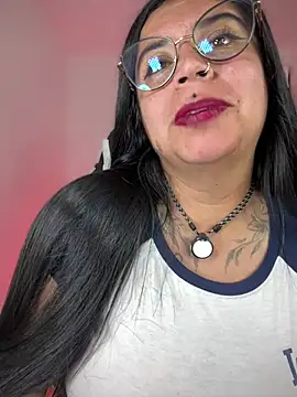 XXX chat uživo modela Devilsweet17