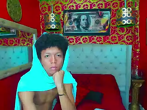 PEINBOYS 在線直播表演