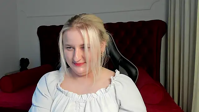 LioraArdyn 网络视讯表演