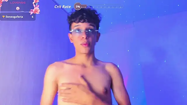 Maxfrost1's Live XXX Chat