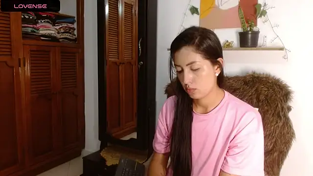 ivanna_dl's Live XXX Chat