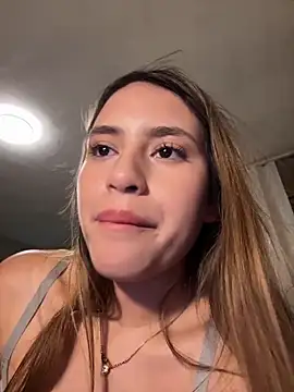 romyamo's Webcam Show