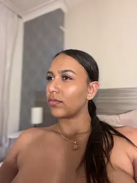 Chat XXX ao vivo de MiilaBlake