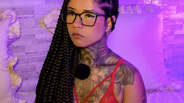 xbigpeach's Live XXX Chat