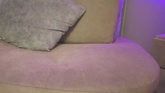 Esmeralda_Candy élő XXX-chatje