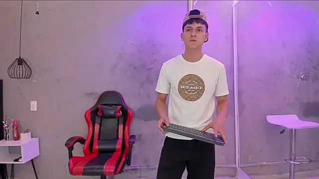 Webkamerová show zam_noir