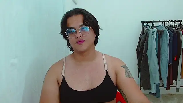 Diane_exotic webkamerás műsora