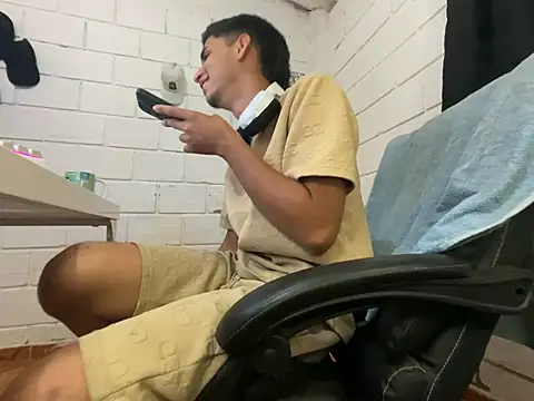 Max_TheHorseDick 웹캠 쇼