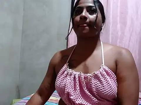 Živý XXX chat Giselabrunette25