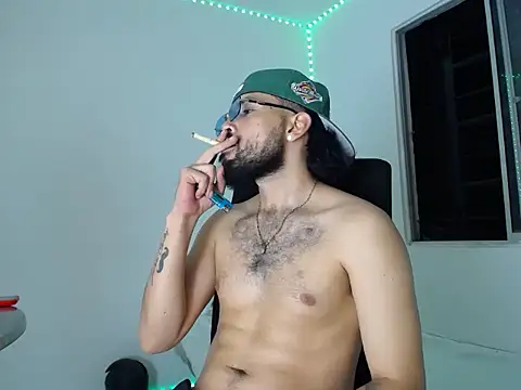 camilorestrepo77 网络视讯表演