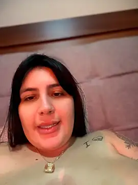Pokazy przed kamerką – Vicky_Sixx