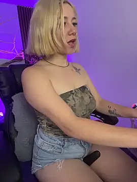 Chat +18 de noah_ec ao vivo