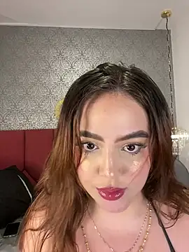 Katie_shuangs élő XXX-chatje