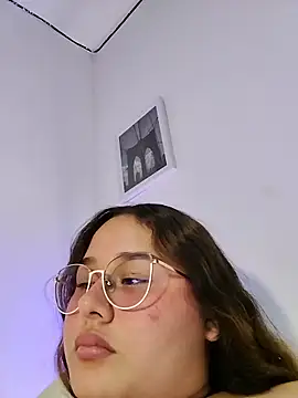 Živá chatovací místnost sharaa_miller