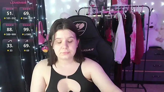 AmyVibess 现场XXX聊天