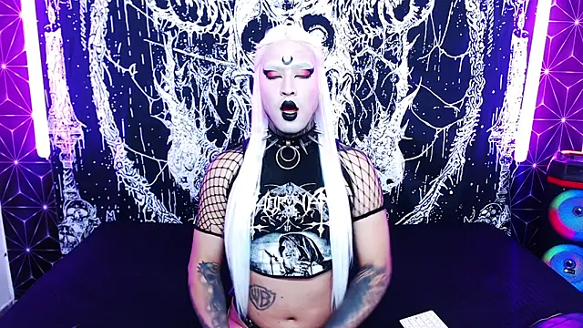naomi_satan Show Webcam