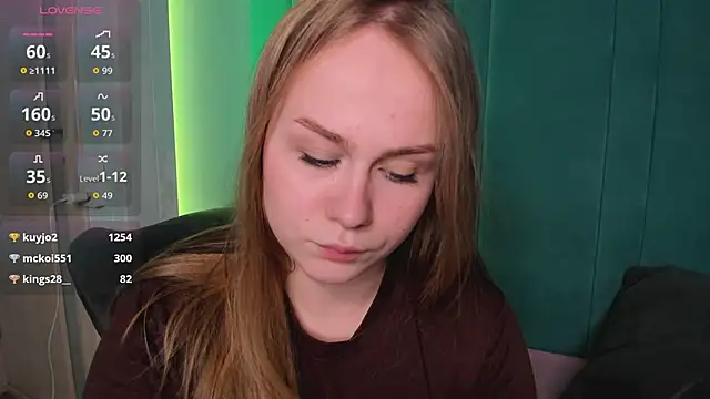 Chat +18 de stacy_moorex ao vivo