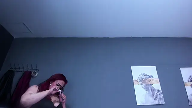 Chat XXX en directo de Sarah__Moonx