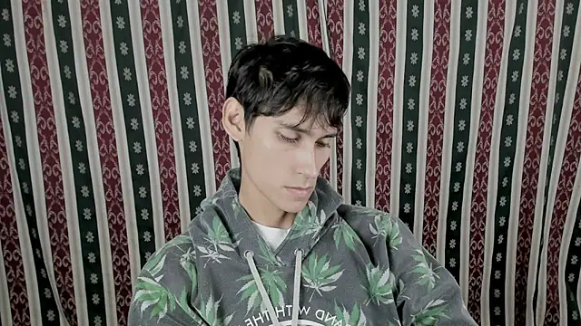 Skinny_Sebas webcam show