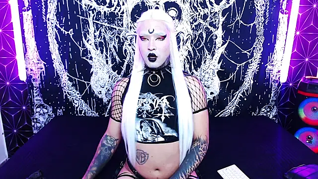 naomi_satan Webcam-Show